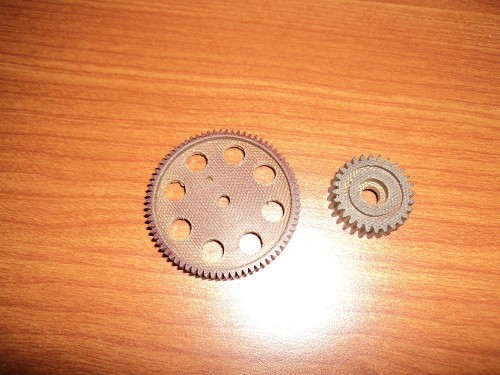 Optima Mid Composite Spur and Idler Gear.JPG