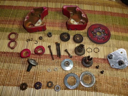 All of the parts are displayed here. Many will get replaced and when the bearings get here from RCBOYS on ebay this tranny will get assembled.
