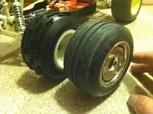 RC10T wheels.jpg