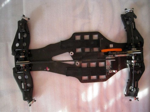 11a chassis lower arms and drivetrain-F1024x768.jpg
